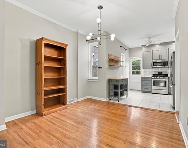 2207 Memphis Street - Photo Thumbnail 3