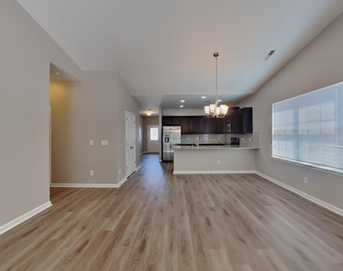 909 Wild Lilac Court - Photo Thumbnail 2