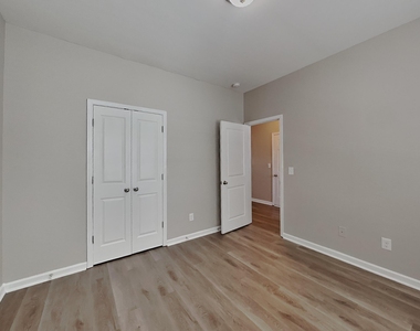 909 Wild Lilac Court - Photo Thumbnail 10
