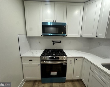539 Mcclellan Street - Photo Thumbnail 3