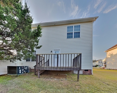 262 Santee Circle - Photo Thumbnail 15