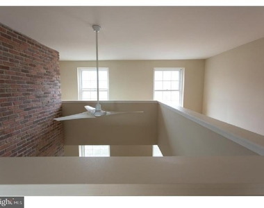 924 Pine Street - Photo Thumbnail 18