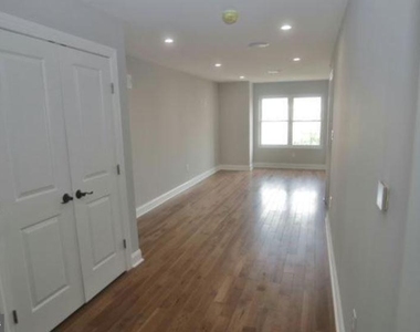 510 Winton Street - Photo Thumbnail 5