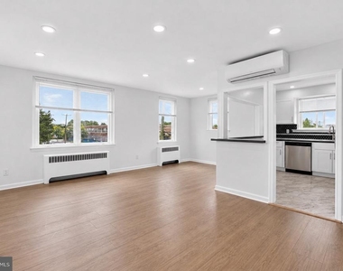 1301 E Johnson Street - Photo Thumbnail 2