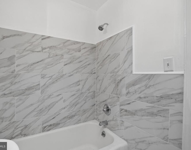 1301 E Johnson Street - Photo Thumbnail 11
