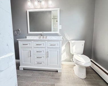 1612 Tremont Avenue - Photo Thumbnail 25