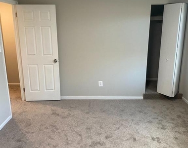944 Craftsman Road - Photo Thumbnail 8