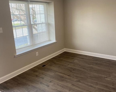 944 Craftsman Road - Photo Thumbnail 5