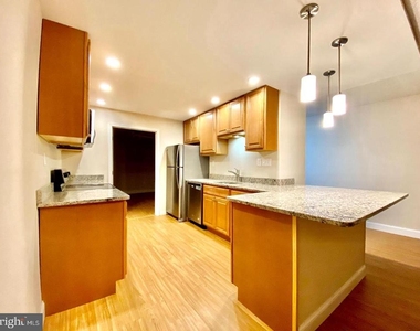 400 Glendale Road - Photo Thumbnail 7