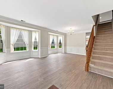 137 Stoyer Road - Photo Thumbnail 3