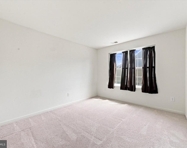 137 Stoyer Road - Photo Thumbnail 14