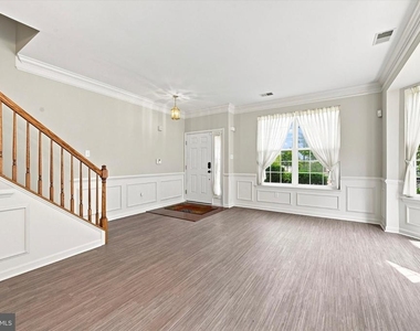137 Stoyer Road - Photo Thumbnail 2