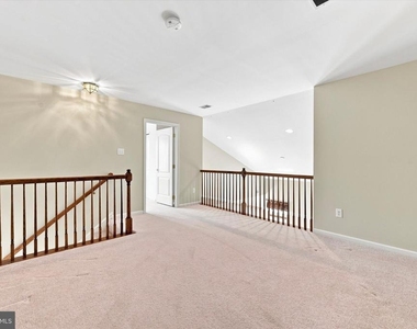 137 Stoyer Road - Photo Thumbnail 11