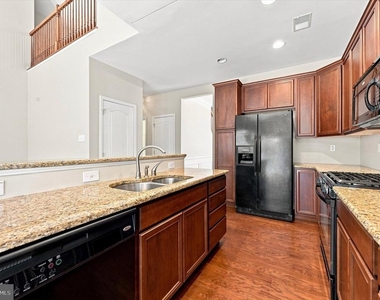 137 Stoyer Road - Photo Thumbnail 6