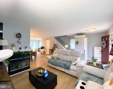 1220 Timothy Lane - Photo Thumbnail 1