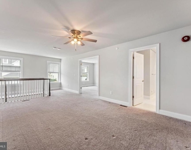 38 Lacey Lane - Photo Thumbnail 25