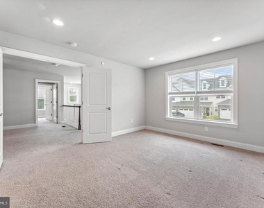 38 Lacey Lane - Photo Thumbnail 26