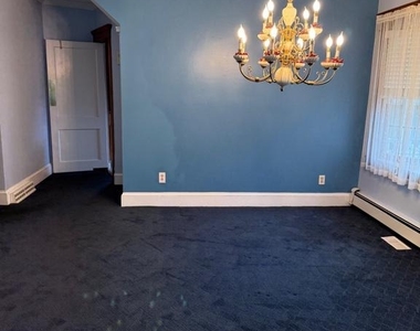 135 Osborne Avenue - Photo Thumbnail 3