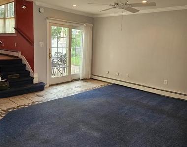 135 Osborne Avenue - Photo Thumbnail 13
