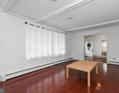 110 Lebbie Lane - Photo Thumbnail 5