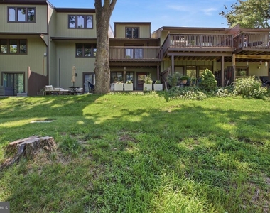 27 Darien - Photo Thumbnail 17