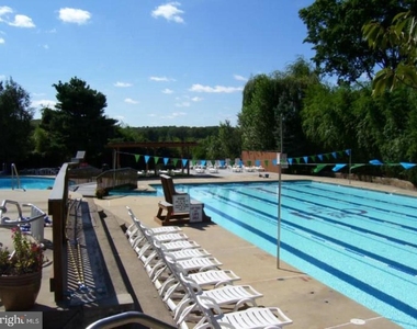 27 Darien - Photo Thumbnail 31