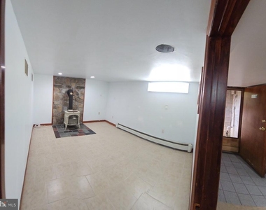 4 Reade Street - Photo Thumbnail 28