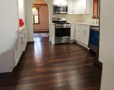 4 Reade Street - Photo Thumbnail 9