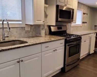 1505 Swedesboro Avenue - Photo Thumbnail 4