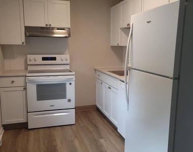 14 Girard Road S - Photo Thumbnail 1