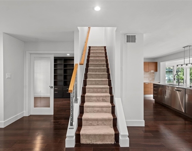 3117 Eanes Cir - Photo Thumbnail 22