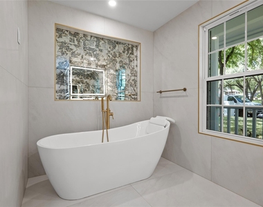 3117 Eanes Cir - Photo Thumbnail 18