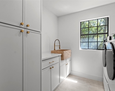 3117 Eanes Cir - Photo Thumbnail 31