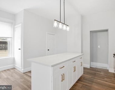 75 Ellis Street - Photo Thumbnail 14