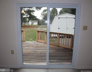 1108 Middleneck Drive - Photo Thumbnail 7