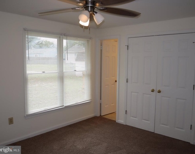 1108 Middleneck Drive - Photo Thumbnail 16