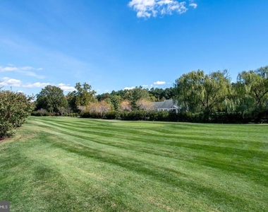 9518 Quail Hollow - Photo Thumbnail 21