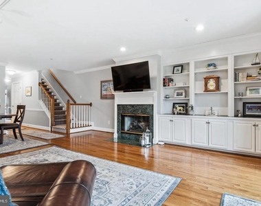 9518 Quail Hollow - Photo Thumbnail 9
