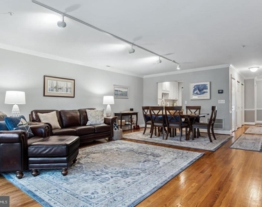 9518 Quail Hollow - Photo Thumbnail 10
