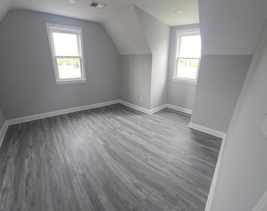 6605 Hansford Street - Photo Thumbnail 10