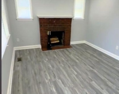 6605 Hansford Street - Photo Thumbnail 5