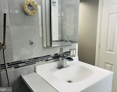 554 Wilson Drive - Photo Thumbnail 3