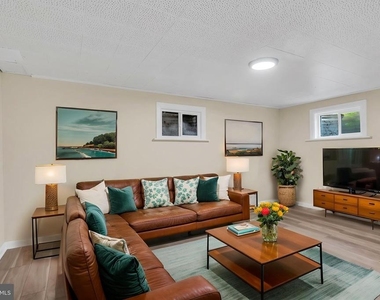 7536 Abbington Drive - Photo Thumbnail 21