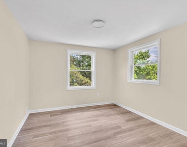7536 Abbington Drive - Photo Thumbnail 32