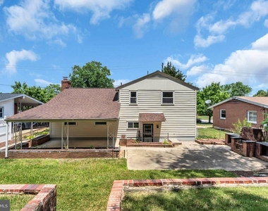 7536 Abbington Drive - Photo Thumbnail 38