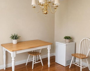 3006 New Oak Lane - Photo Thumbnail 2