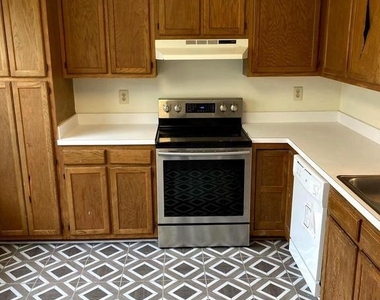 11503 Tuscany Drive - Photo Thumbnail 7