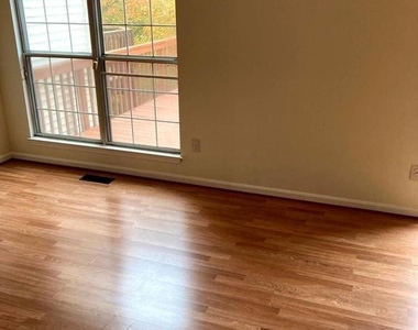 11503 Tuscany Drive - Photo Thumbnail 2