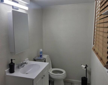 9007 Palmer Street - Photo Thumbnail 7