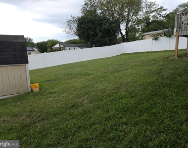 9007 Palmer Street - Photo Thumbnail 13